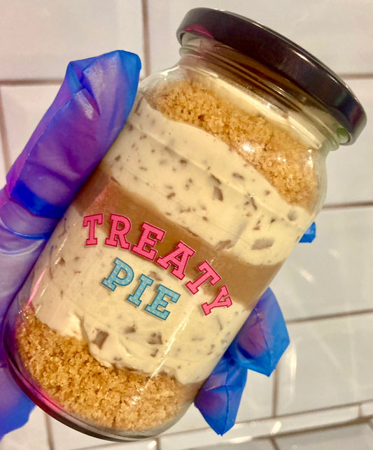 Cadbury’s Flake Cheesecake Jar